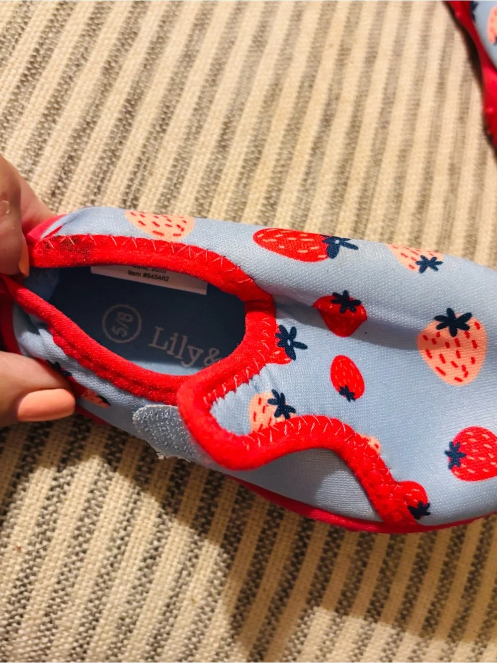 Disney pair water